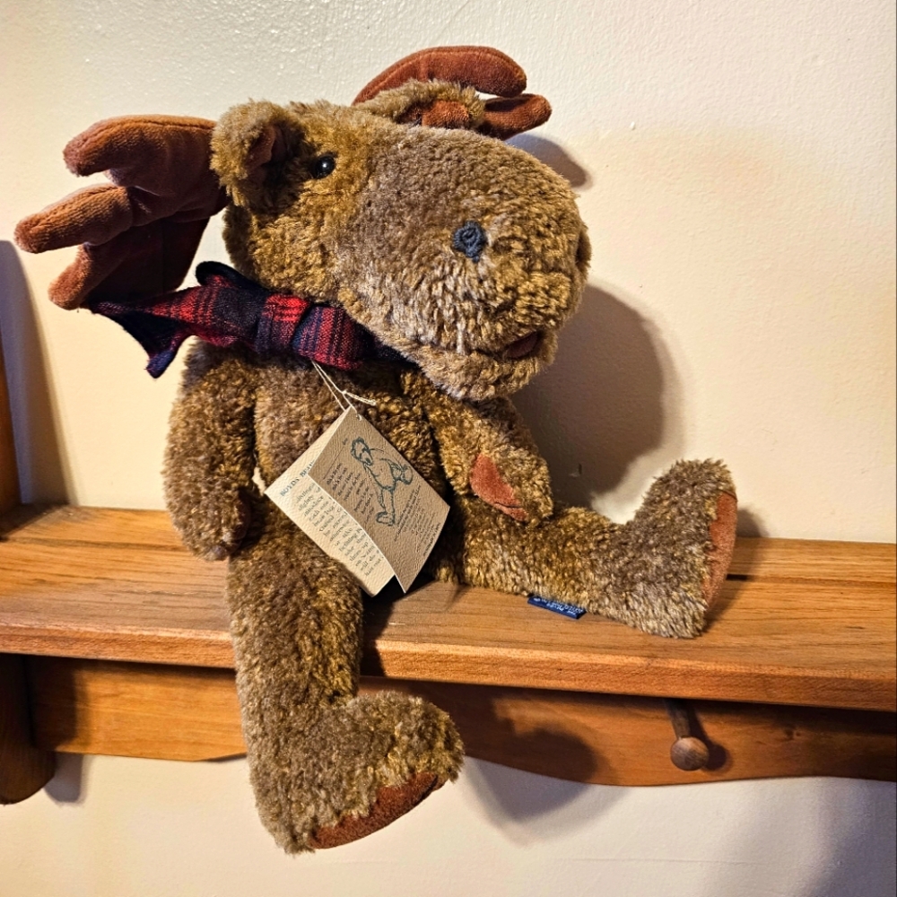 J.B.Bean And Associates - Milken the Moose